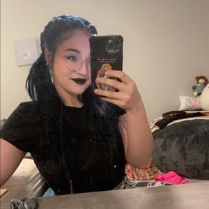 Meet your Posher, Darien